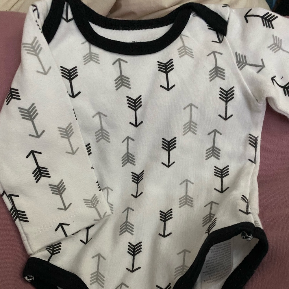 4/$10 arrow onesie